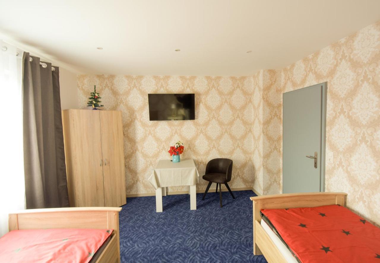 Mainzimmer - Business Apartments Hasloch  Exteriér fotografie