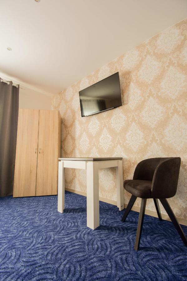 Mainzimmer - Business Apartments Hasloch  Exteriér fotografie