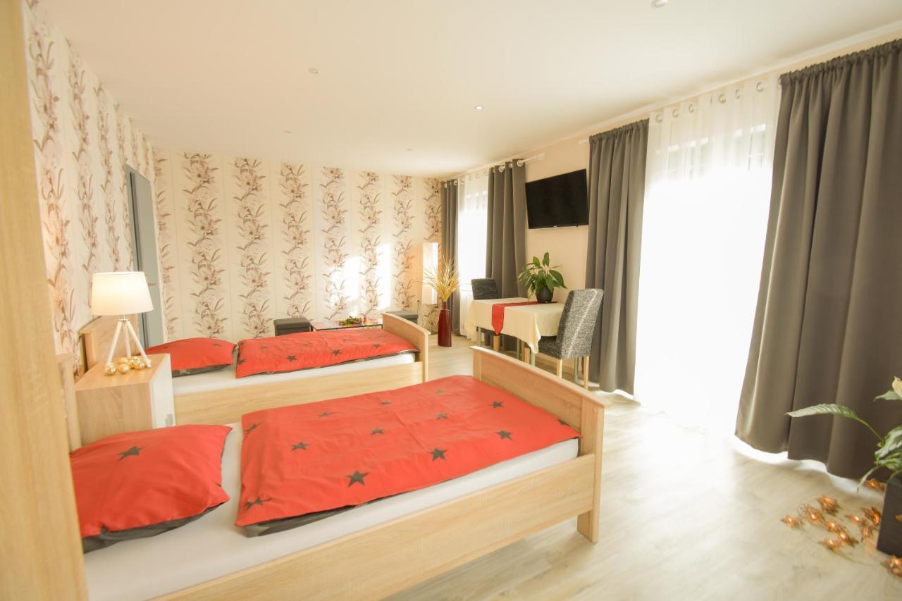 Mainzimmer - Business Apartments Hasloch  Exteriér fotografie